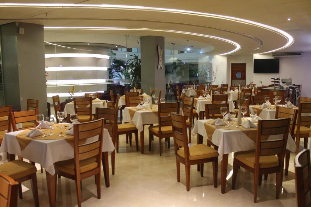 Hotel Atrium Plaza Барранкилья Экстерьер фото